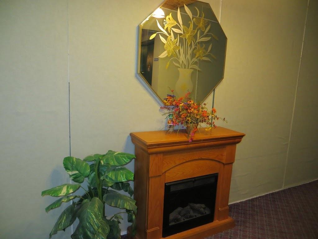 The Bluffs Inn & Suites Decorah Eksteriør billede
